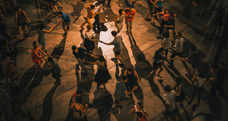 Intercambio de bailes tradicionales - Grupo