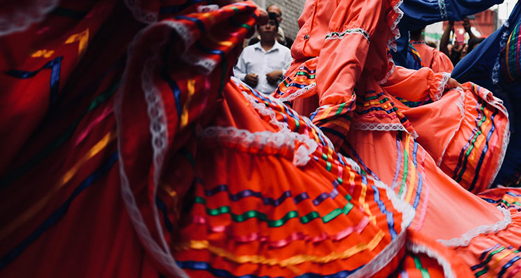 Intercambio de bailes tradicionales - Latinoamérica