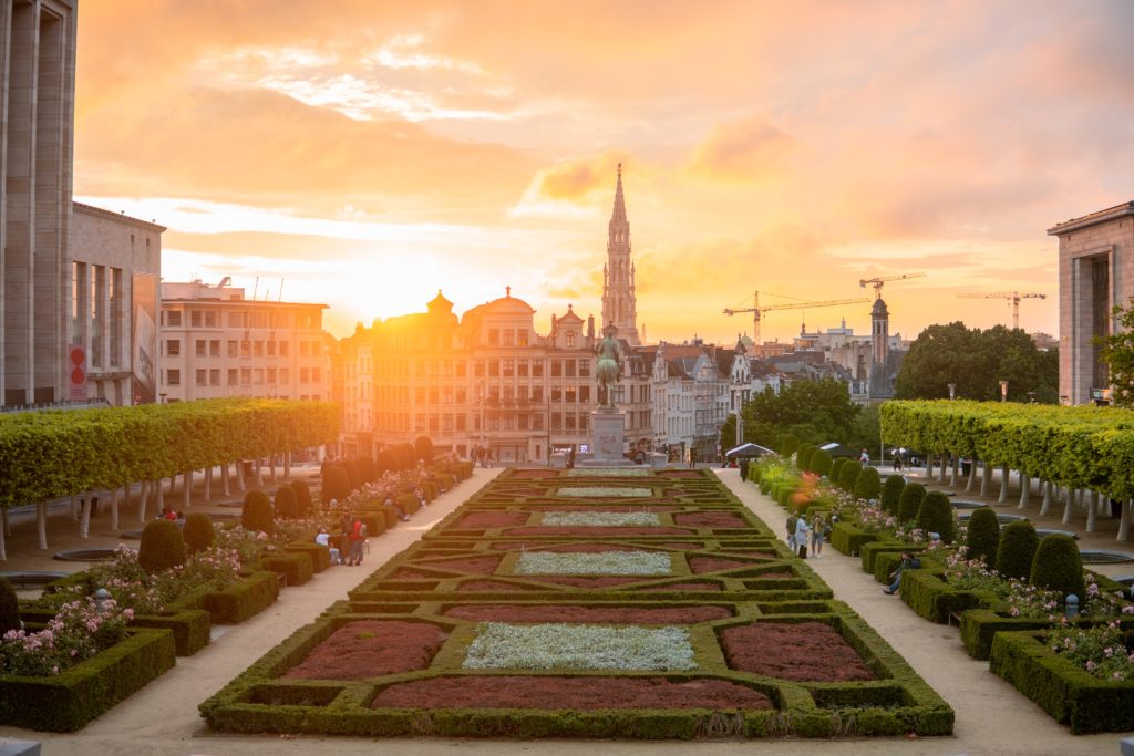 anochecer en Bruselas, destino de intercambio