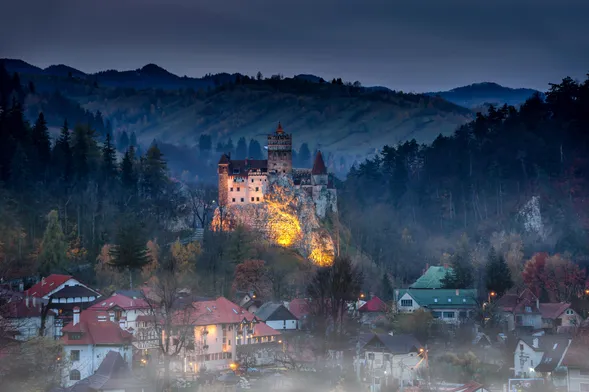 Halloween traditions in transylvania. Bran Castle, organizing events and theme parties. 